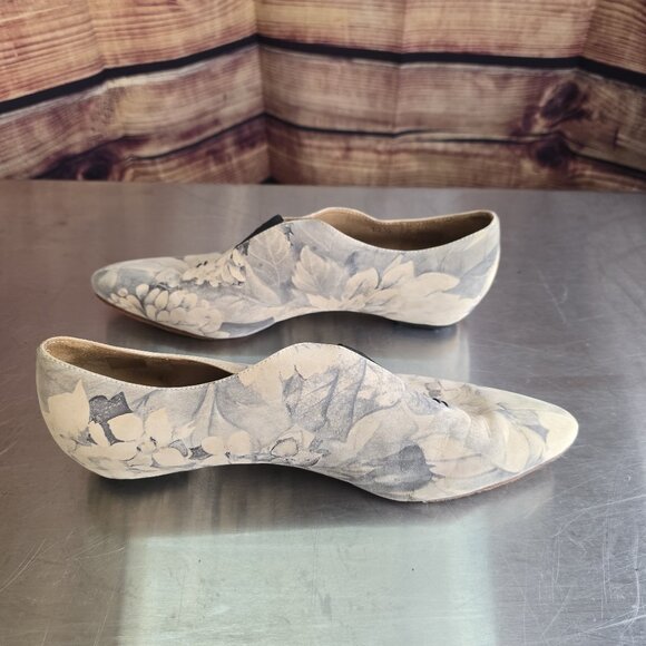 Fluevog Power Floral slip-on shoe (Water Family) W 10.5 - Picture 3 of 8